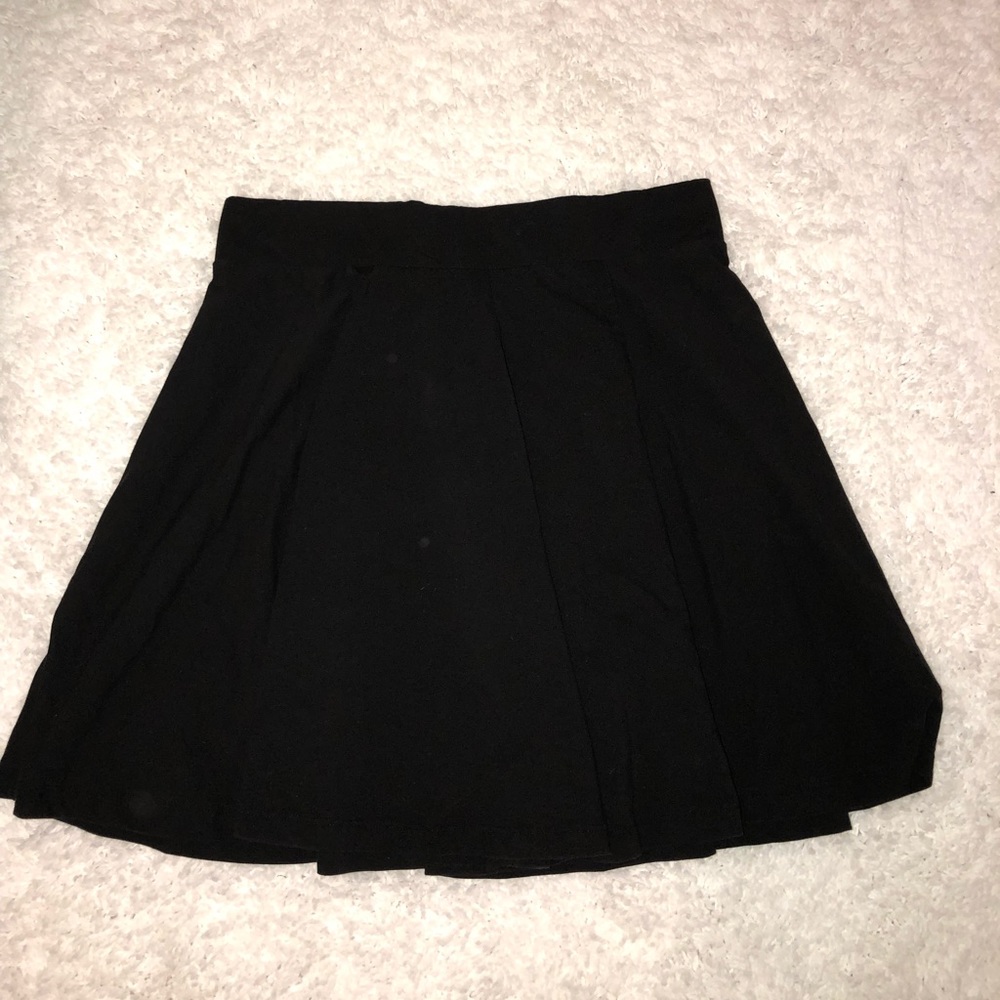 black skirt